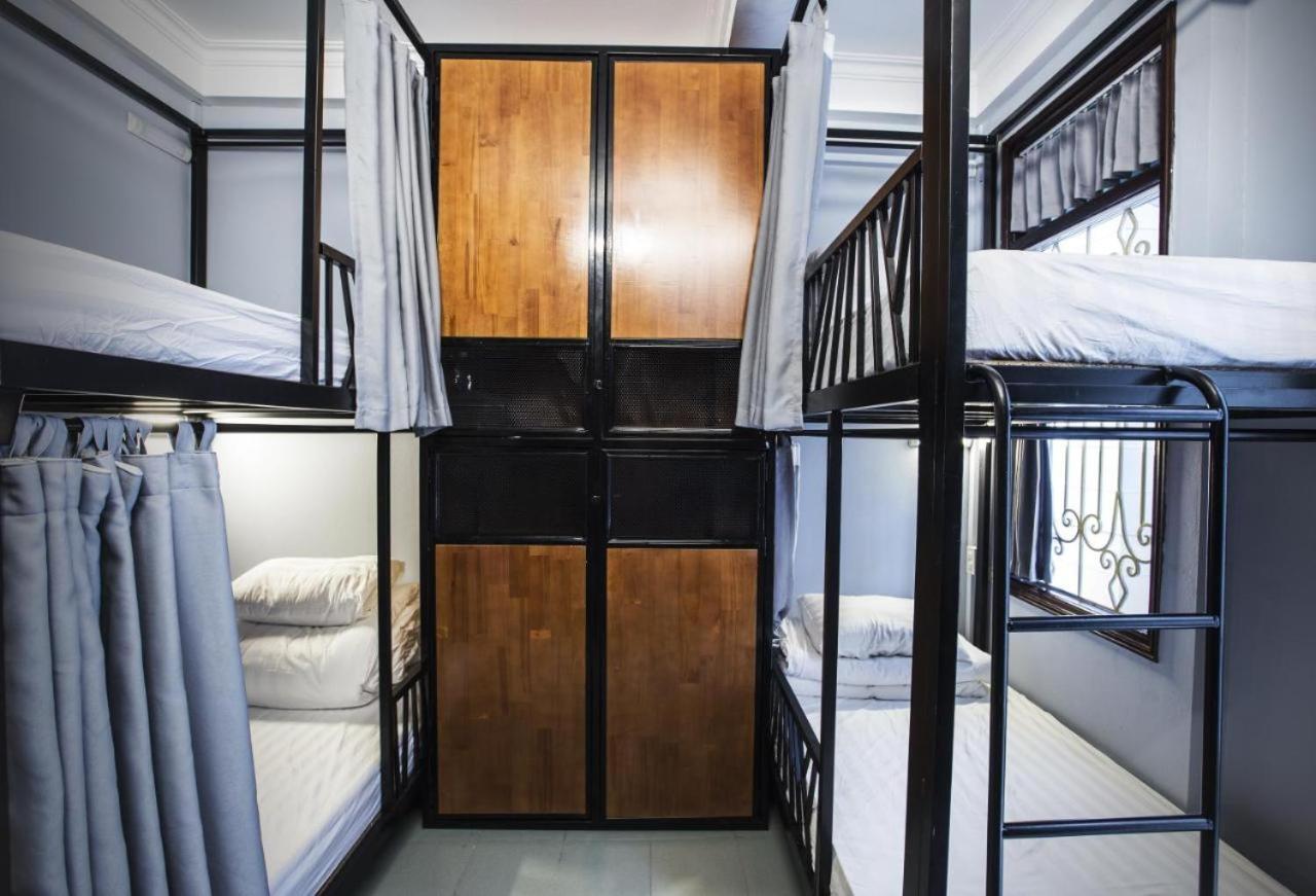 Nusmile'S Hostel And Travel Hanoi Exterior photo