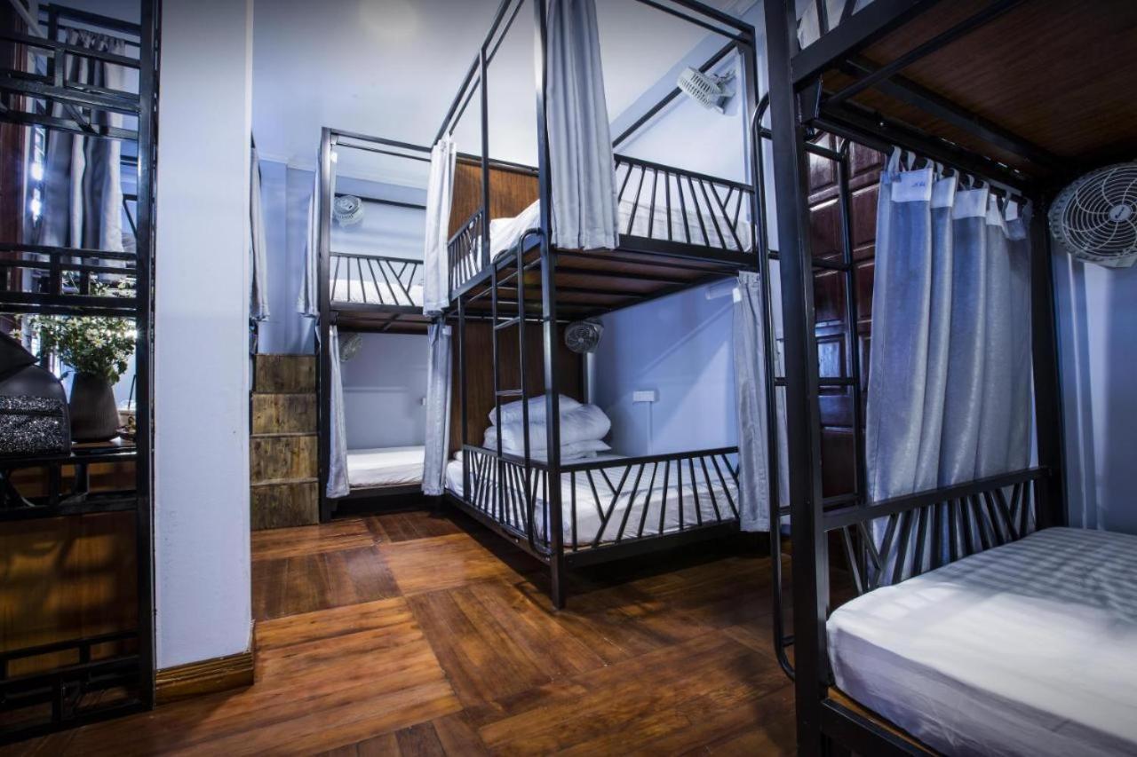 Nusmile'S Hostel And Travel Hanoi Exterior photo