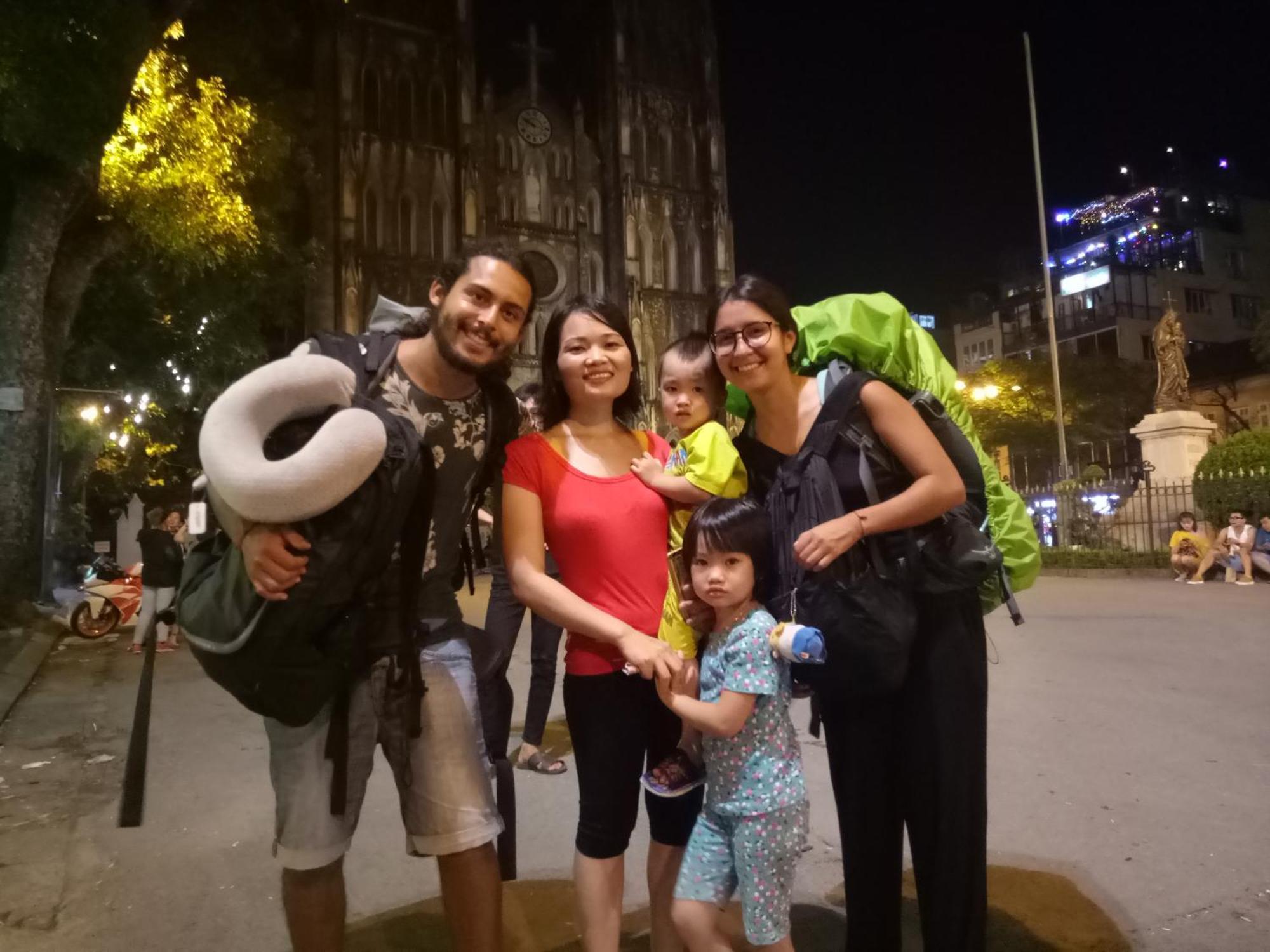 Nusmile'S Hostel And Travel Hanoi Exterior photo