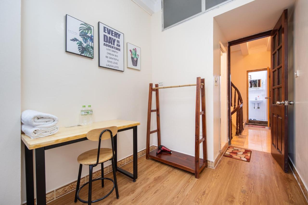 Nusmile'S Hostel And Travel Hanoi Exterior photo