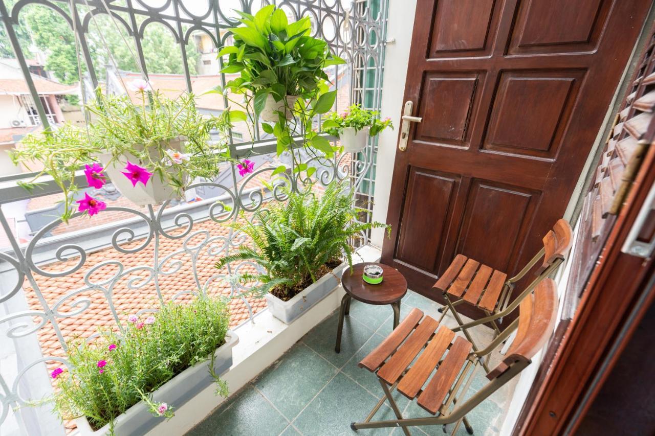 Nusmile'S Hostel And Travel Hanoi Exterior photo